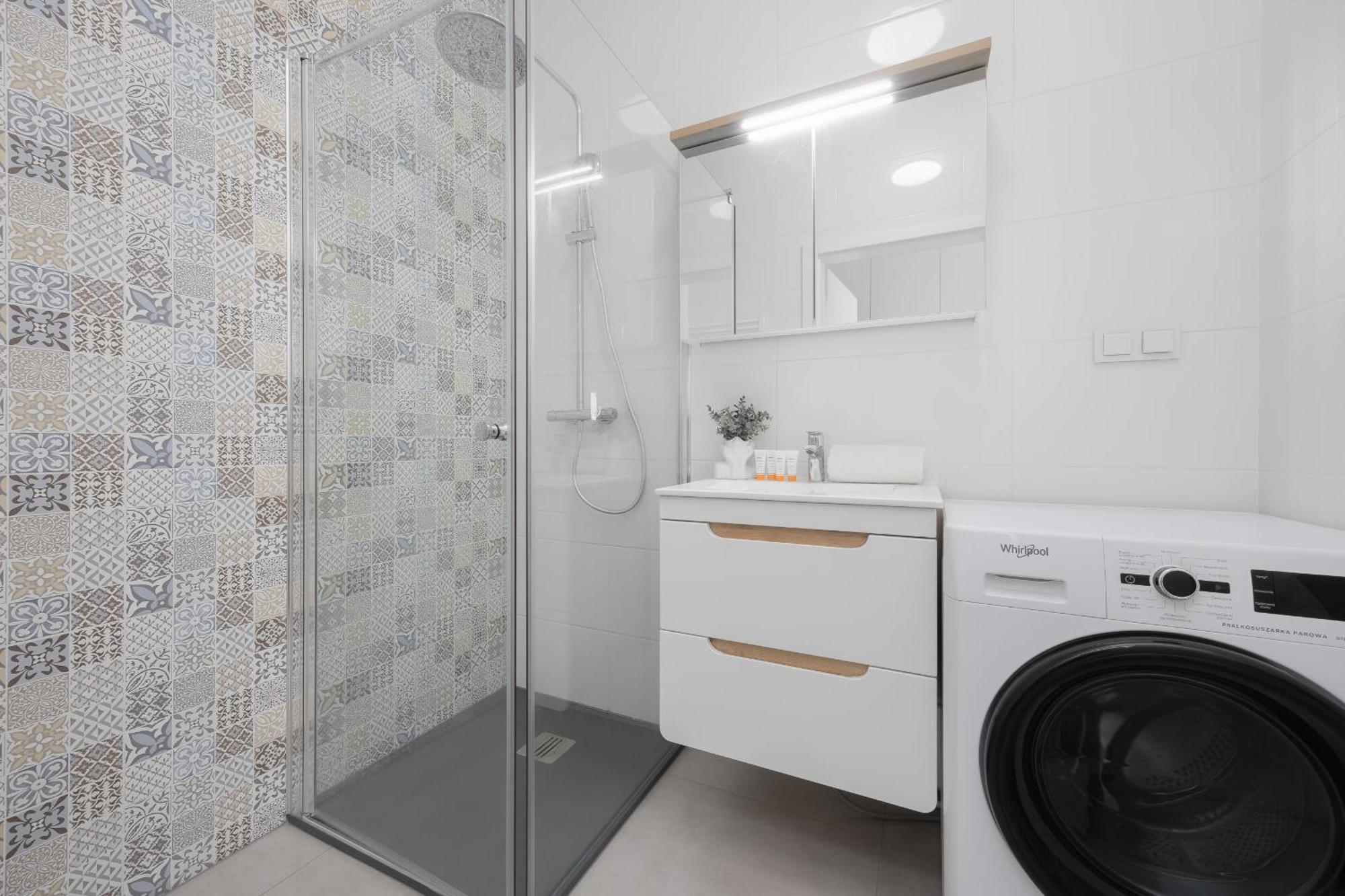 Apartament Bright & Modern With Balcony In Bemowo District By Renters